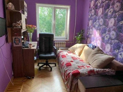 Продам 3к квартиру в Індустріальному районі