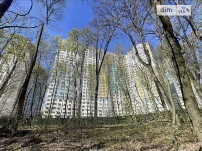 Sale of 2-room apartment 64.7 sq. m on Akademika Zabolotnogo St.
