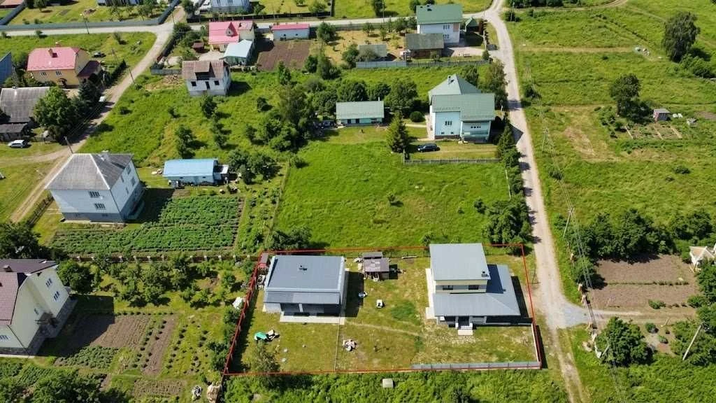 Продаж сучасного будинку з сауною біля лісу