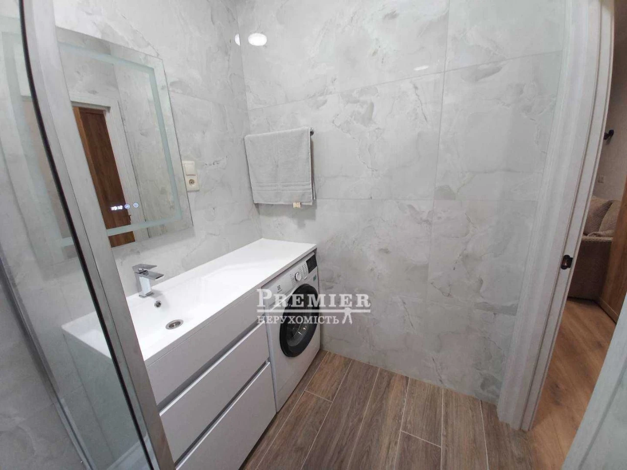 Продам студію з ремонтом під ключ у новому ЖК. 23 кв.м, балк