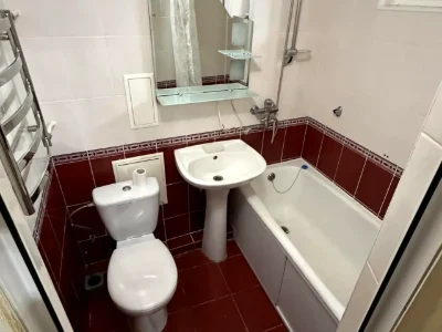 Оренда квартири 2-кімн. 47 м² 1/5 пов.