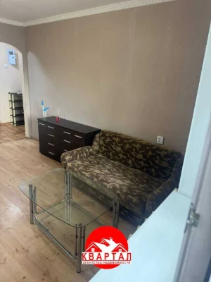 Продается 1 комн. большая квартира в кирпичном доме рядом с