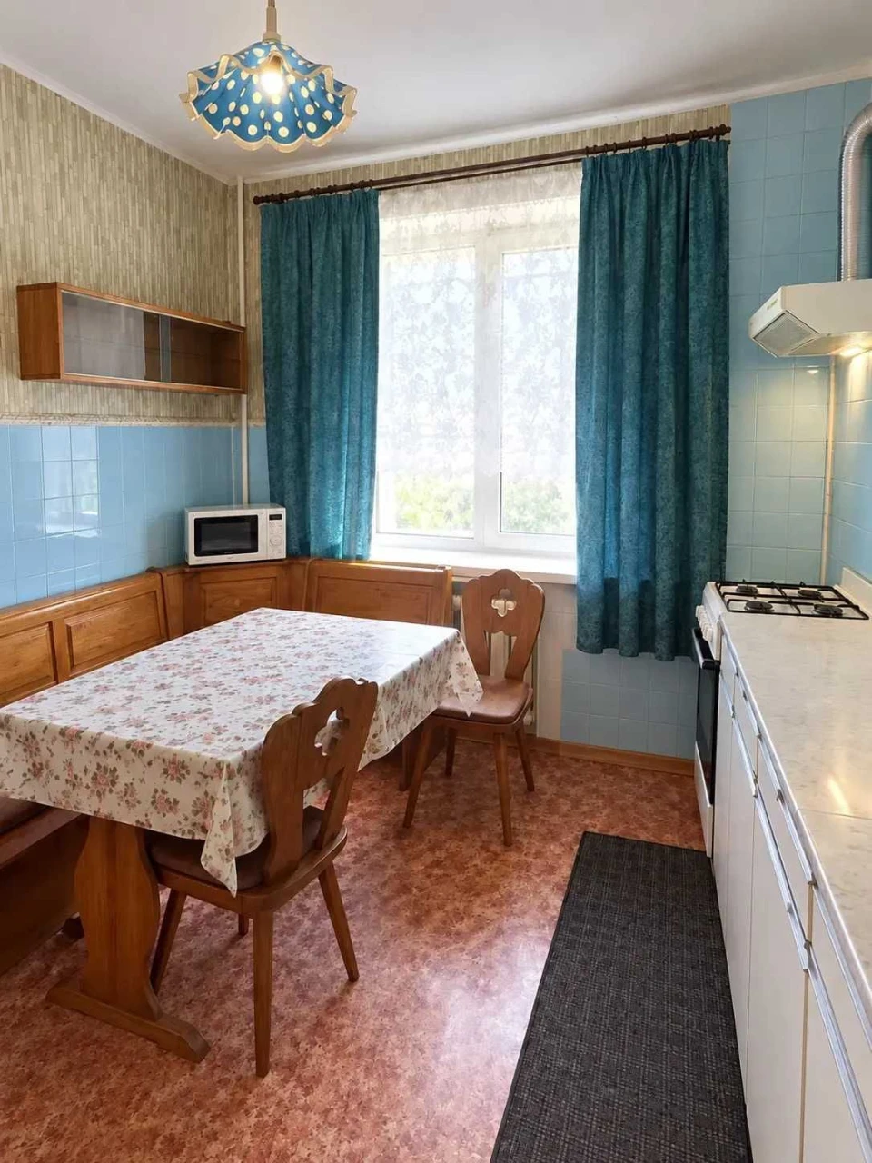 Продаж 3 кім квартири 86 м2 Розділ кімнати. 2 балкони. Центр