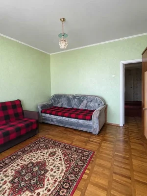 Продаж 3 кім квартири 86 м2 Розділ кімнати. 2 балкони. Центр
