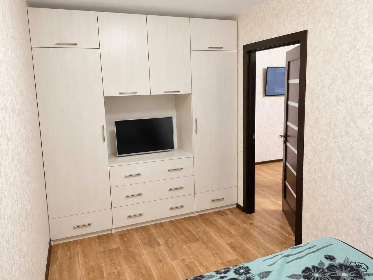 Продаж 3 кімнатної квартири Фурманова. Розділ. кім №20100