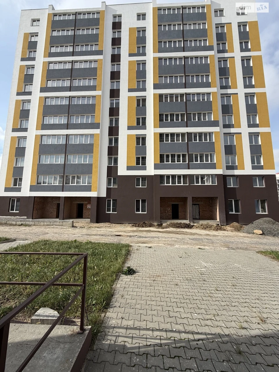 Продаж Квартира Виставка