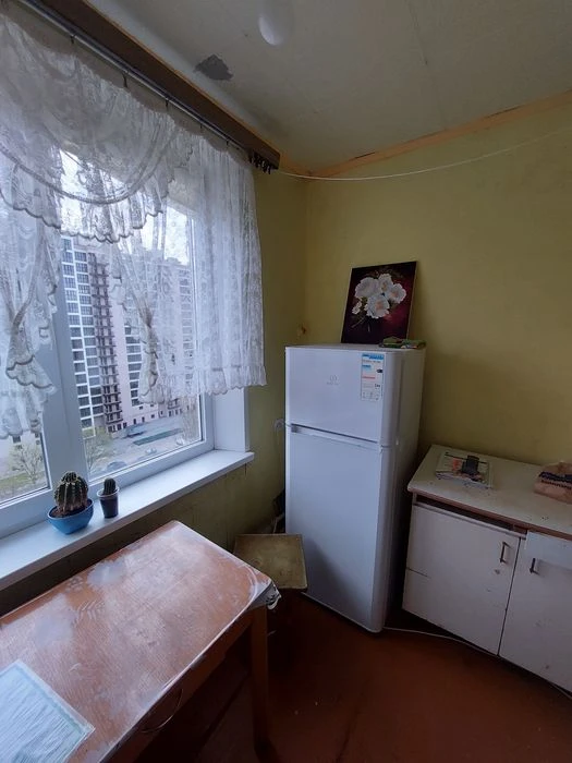 Продам 2х квартиру на Салтовке метро Студенческая