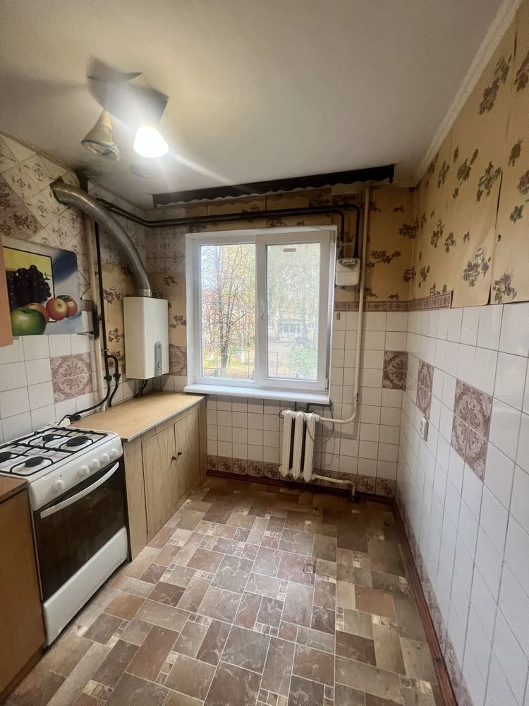 Продам 2-х кімнатну квартиру по по-т Миру (район Ремзаводу)