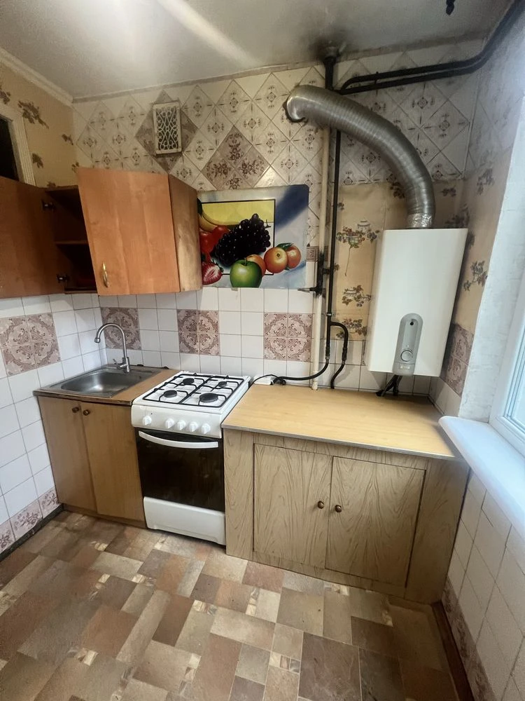 Продам 2-х кімнатну квартиру по по-т Миру (район Ремзаводу)