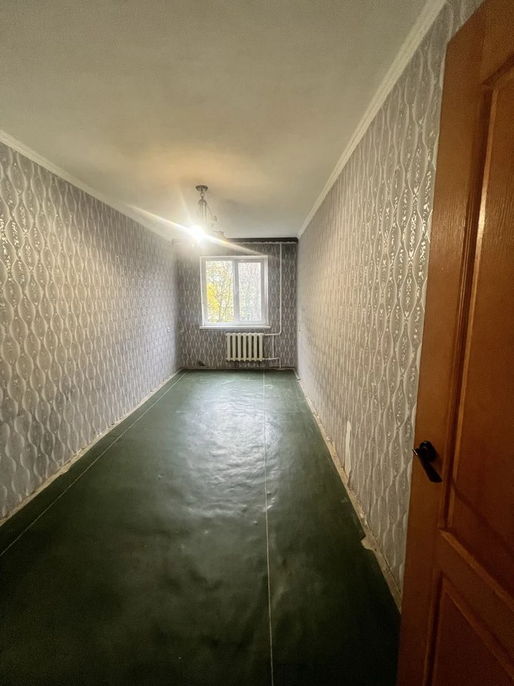 Продам 2-х кімнатну квартиру по по-т Миру (район Ремзаводу)