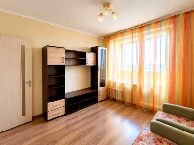 Квартира. Київ, Ентузіастів вул.
