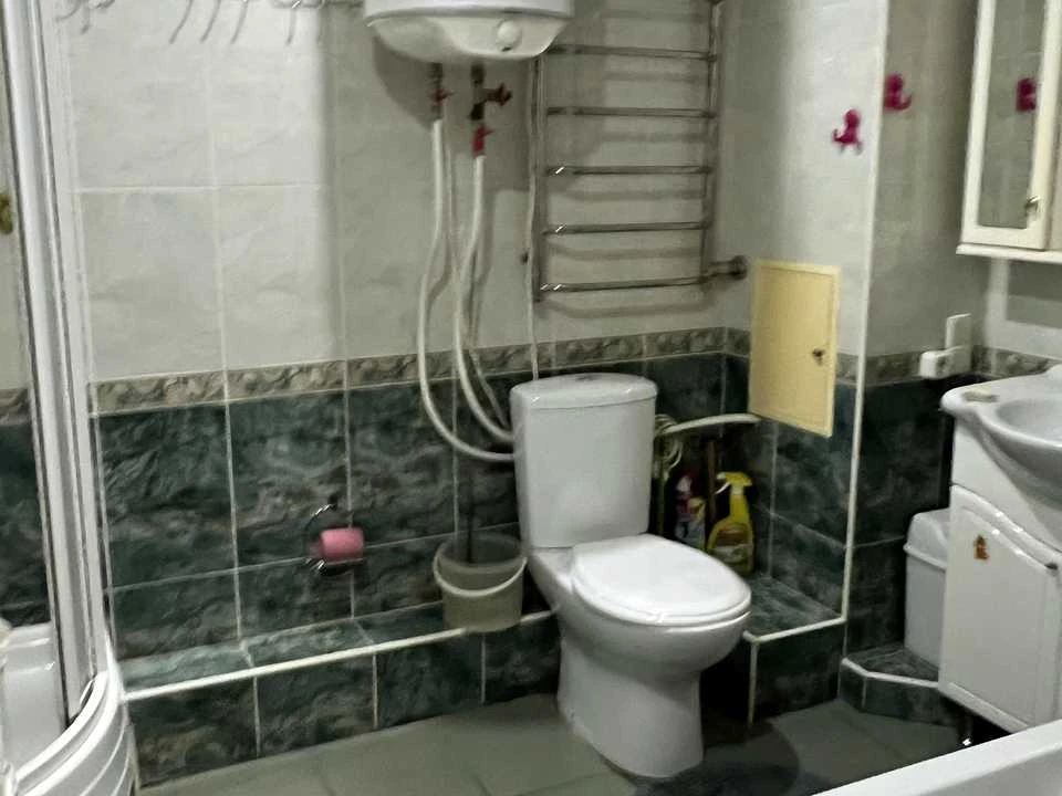 Квартира. Київ, Ентузіастів вул.
