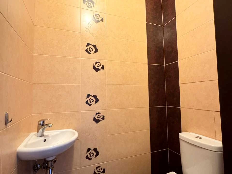 Квартира. Київ, Дніпровська набережна вул.