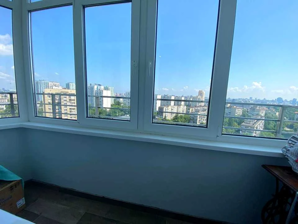 Квартира. Київ, Митрополита Василя Липківського вул.