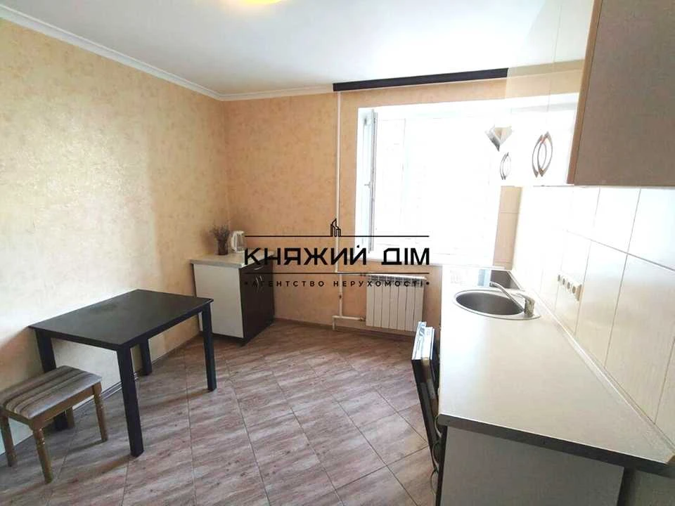 Квартира. Київ, Голосіївський просп.