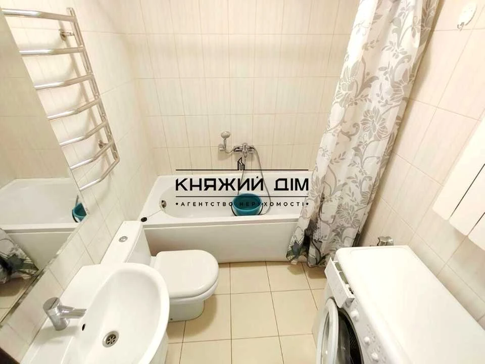 Квартира. Київ, Голосіївський просп.