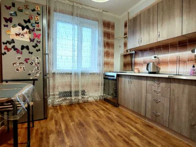 Квартира. Київ, Ревуцького вул.