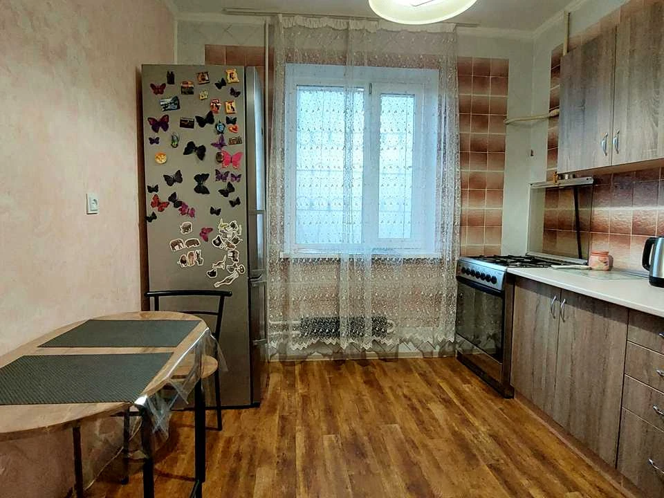 Квартира. Київ, Ревуцького вул.
