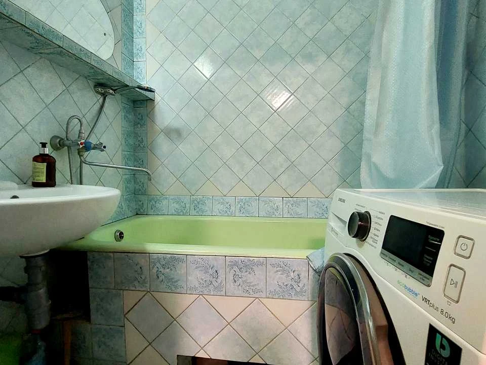Квартира. Київ, Ревуцького вул.
