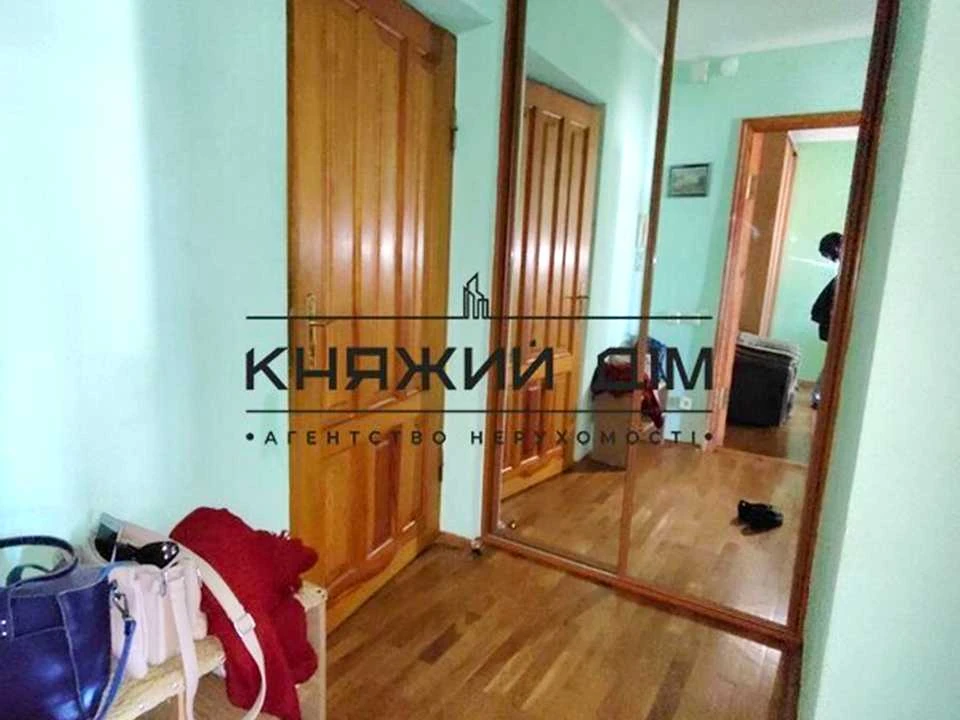 Квартира. Київ, Юрія Іллєнка вул.