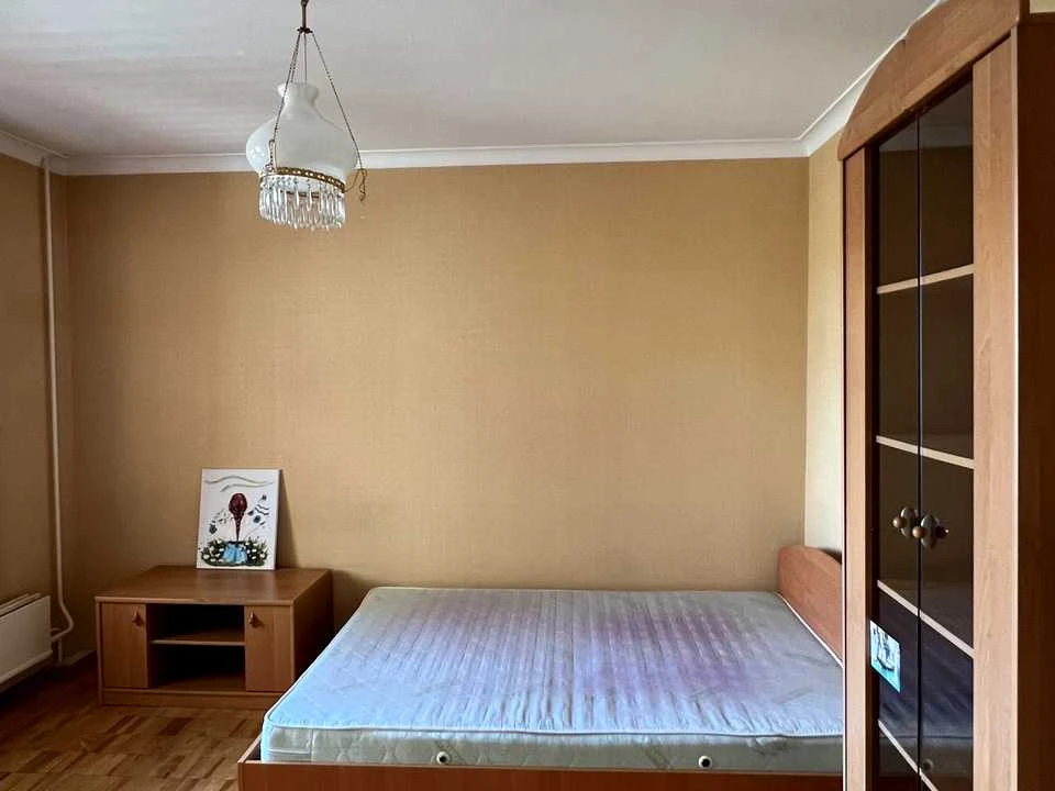 Квартира. Київ, Братства Тарасівців вул.