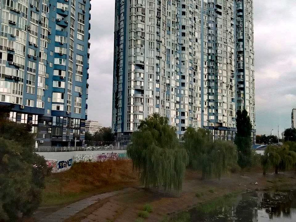 Квартира. Київ, Соборності просп.