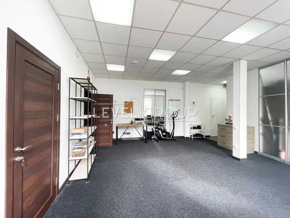 Продаж 2-кімнатної квартири 56 м² вул. Івана Федорова, 10 Це