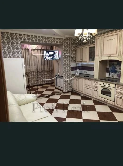 Продаж 1-кімн. квартири Академіка Булаховського, 5Б | Святош
