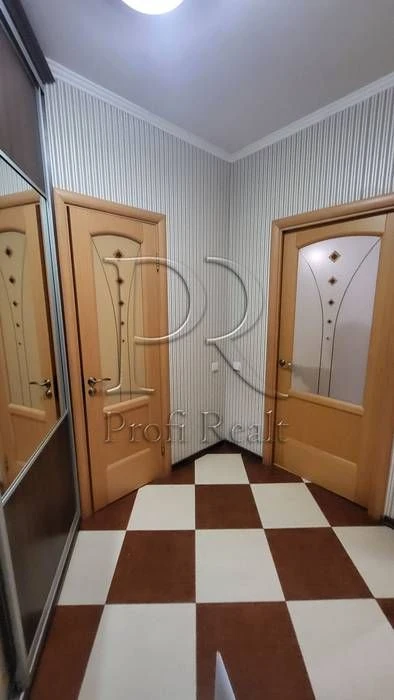 Продаж 1-кімн. квартири Академіка Булаховського, 5Б | Святош