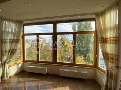 Унікальний пентхаус 135м² з автономним опаленням, Антоновича