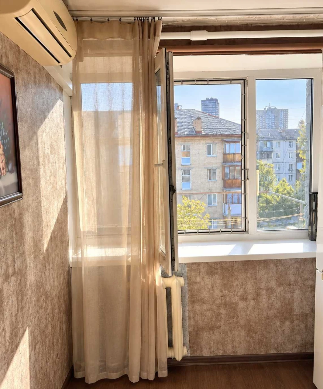 • 1-кімнатна квартира 29 кв. м на вул. Тампере, 12А