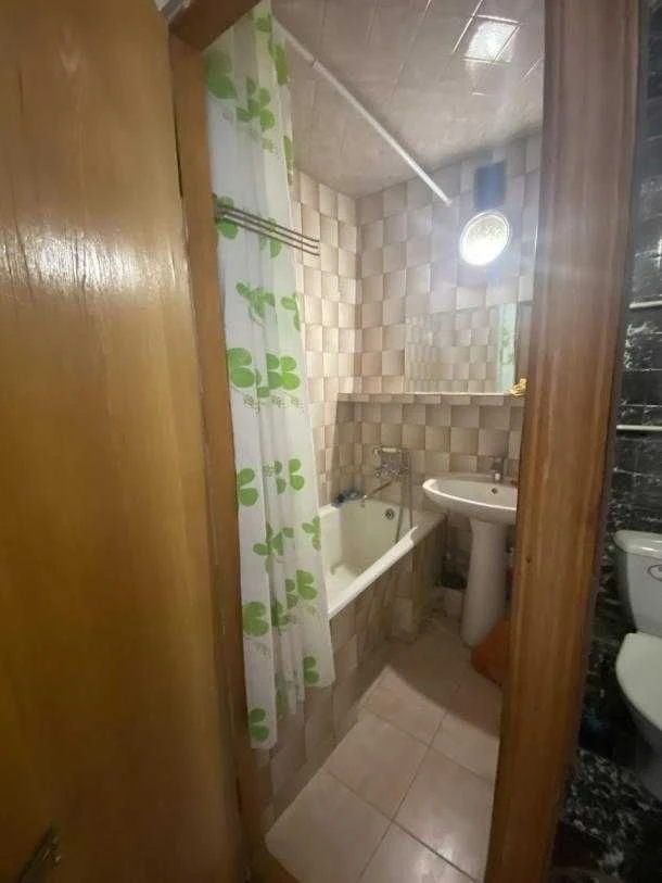 Продам 2-х кімнатну квартиру Салтівка , проспект Тракторобуд