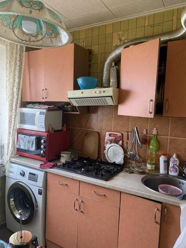 2-к.кв, Одесская, с/м Рост