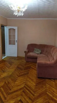 Продам 1 комн квартиру по ул Каденюка
