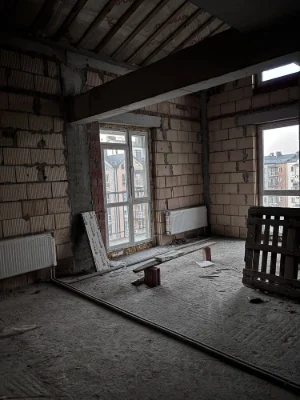 Продам велику 107 метрів 3хккв з видом на озеро в ЖК Скандія