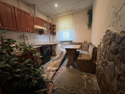 Продається 2х кімн квартира  по вул. Трускавецькій під Ремон