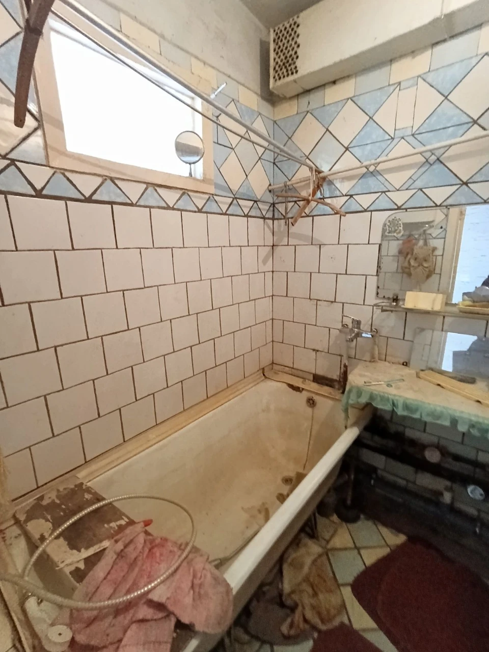 Продам 3-х Горішні Плавні