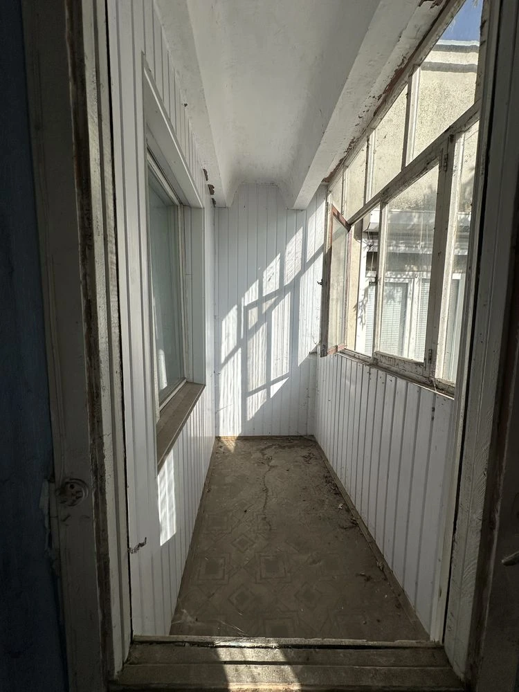 Квартира під комерцію світло не вимикають ( реальному покупц