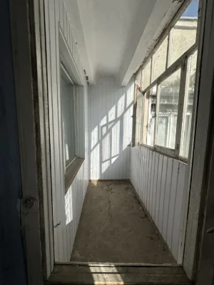 Квартира під комерцію світло не вимикають ( реальному покупц