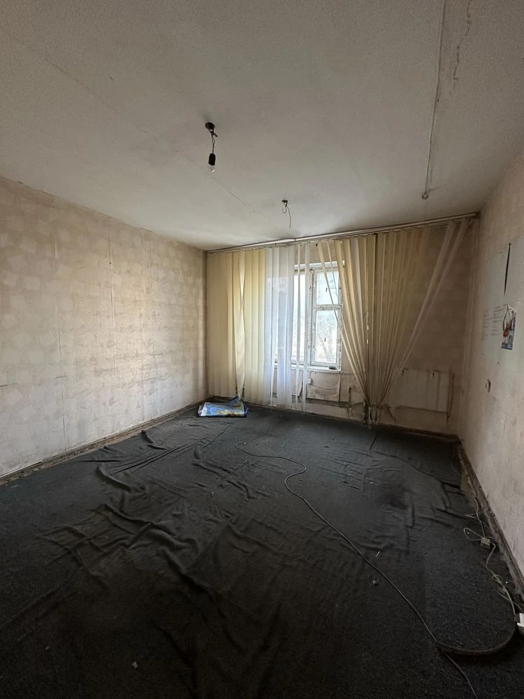 Квартира під комерцію світло не вимикають ( реальному покупц