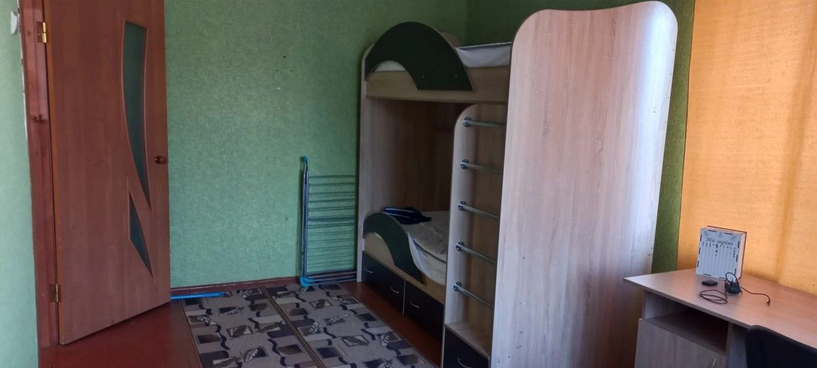 2 - х комнатную квартиру по ул.Терещенков 1