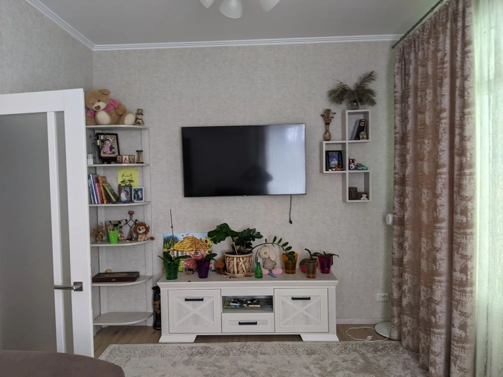 3 кімнатна Квартира
