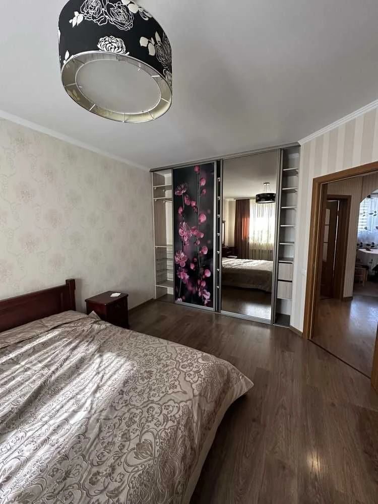 Енергонезалежна Євро-3к квартира 79.9 м² з євроремонтом. Газ