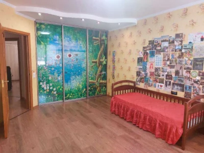 Енергонезалежна Євро-3к квартира 79.9 м² з євроремонтом. Газ