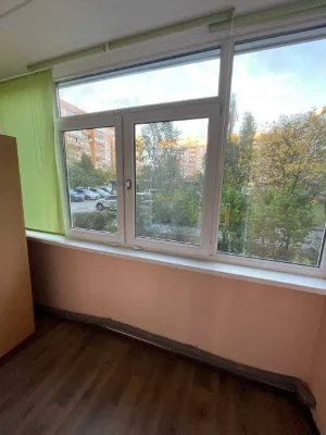 Велика простора 4-кімнатна квартира в Бучі — 79 м² з сучасни