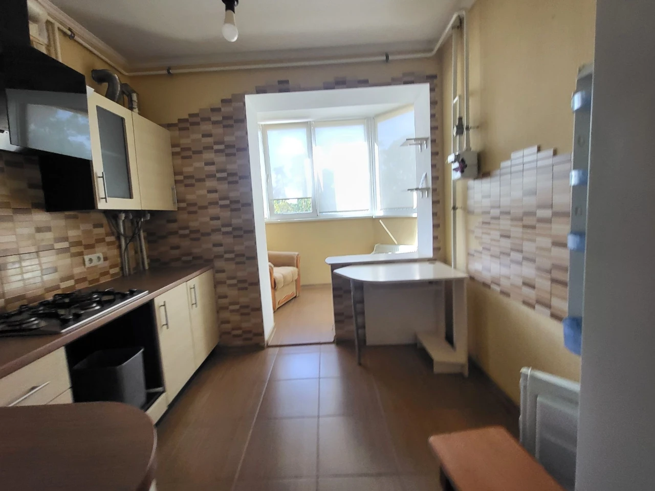 Продам квартиру в житловому стані, вул.Полтавська