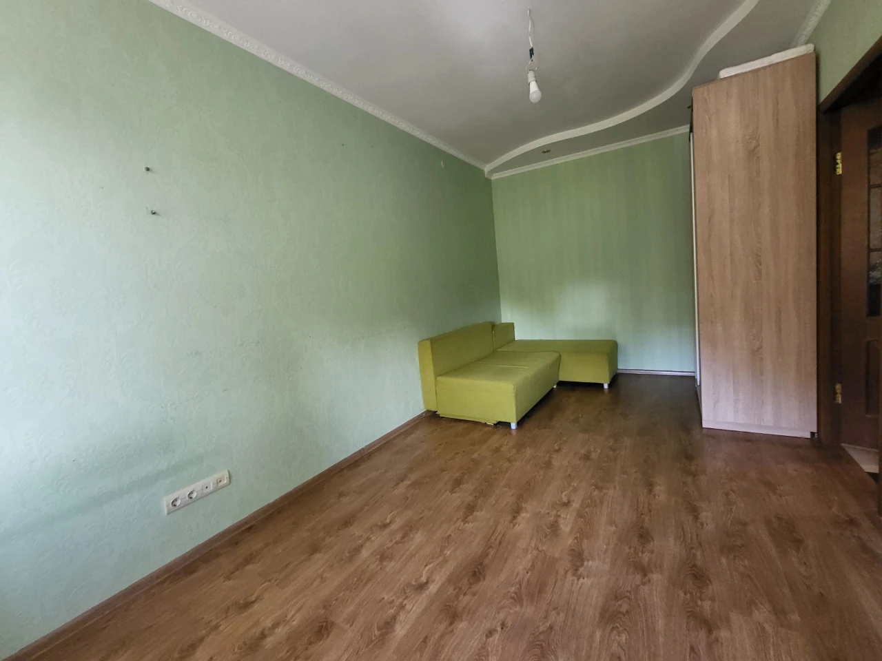 Продам квартиру в житловому стані, вул.Полтавська