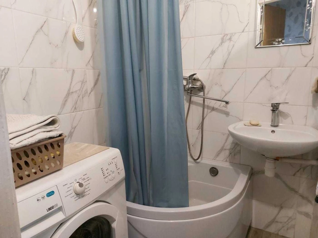 Продаж 3-кімнатної квартири в самому центрі Бучі. Газ! Держп