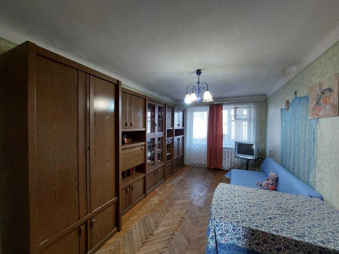Продаж 3-кімнатної квартири в самому центрі Бучі. Газ! Держп