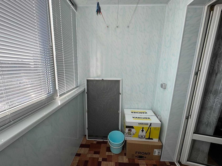 Продам 3 комнатную квартиру Чешка  12 квартал (недалеко от Т
